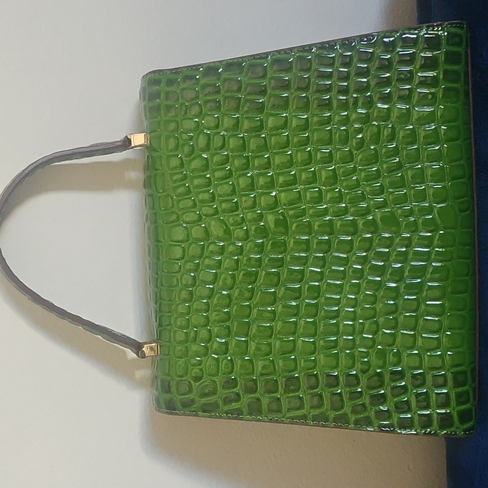 Green Patent Handbag - Picture 2 of 7